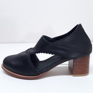 Bali ELF Handmade Leather Rain Kiss Booties Women's Size 8.5 Black